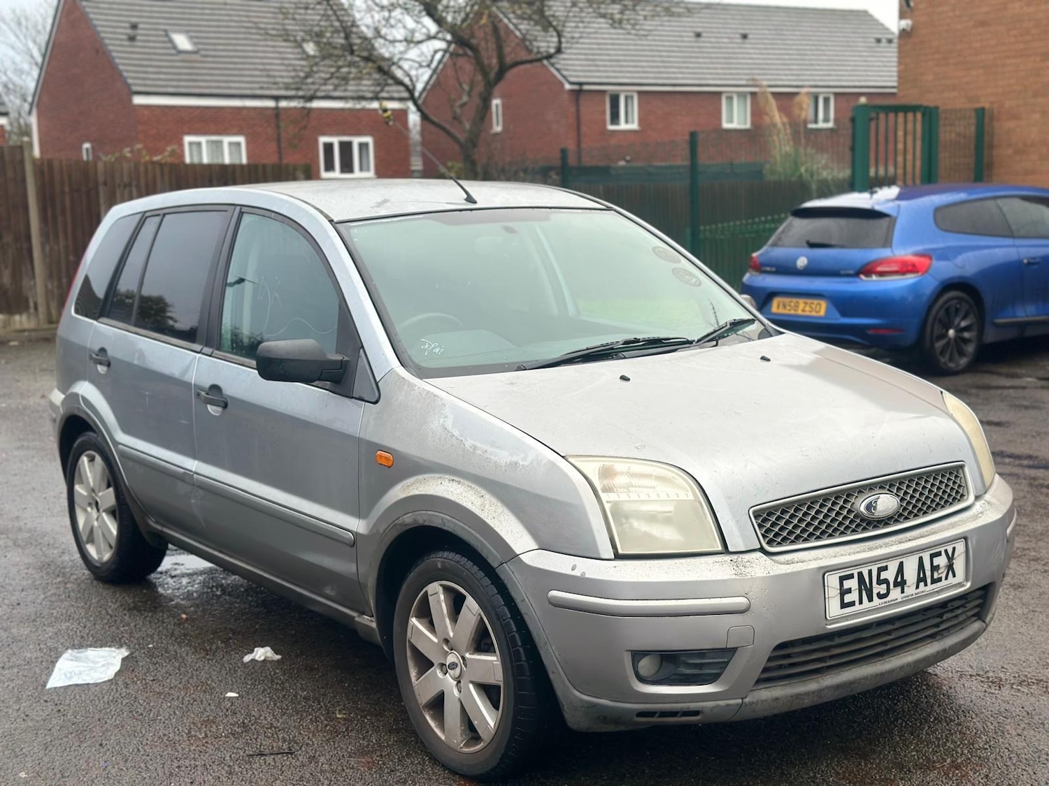 Used Ford Fusion 2004 for sale - 76772296: Photo 1