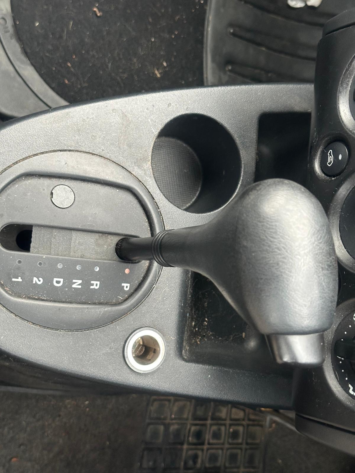 Used Ford Fusion 2004 for sale - 76772296: Photo 3