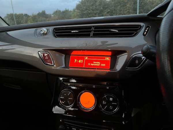 Used Citroen C3 2015 for sale - 76176101: Photo 15