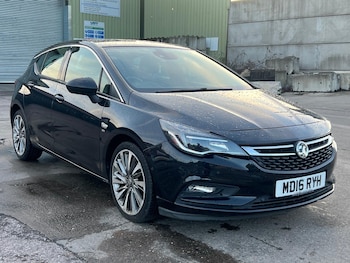 2016 (16) - 1.6 CDTi 16V 136 SRi Nav 5dr