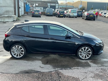 Used Vauxhall Astra 2016 for sale - 76212206: Photo 4