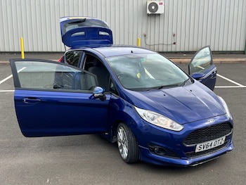 Used Ford Fiesta 2014 for sale - 76165115: Photo 2