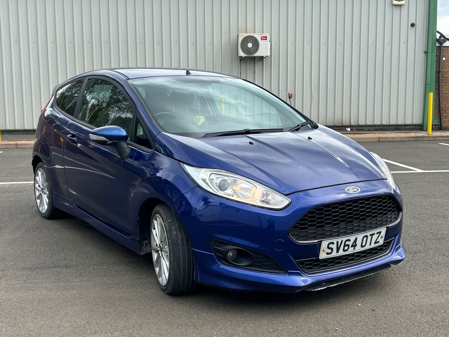 Used Ford Fiesta 2014 for sale - 76165115: Photo 31
