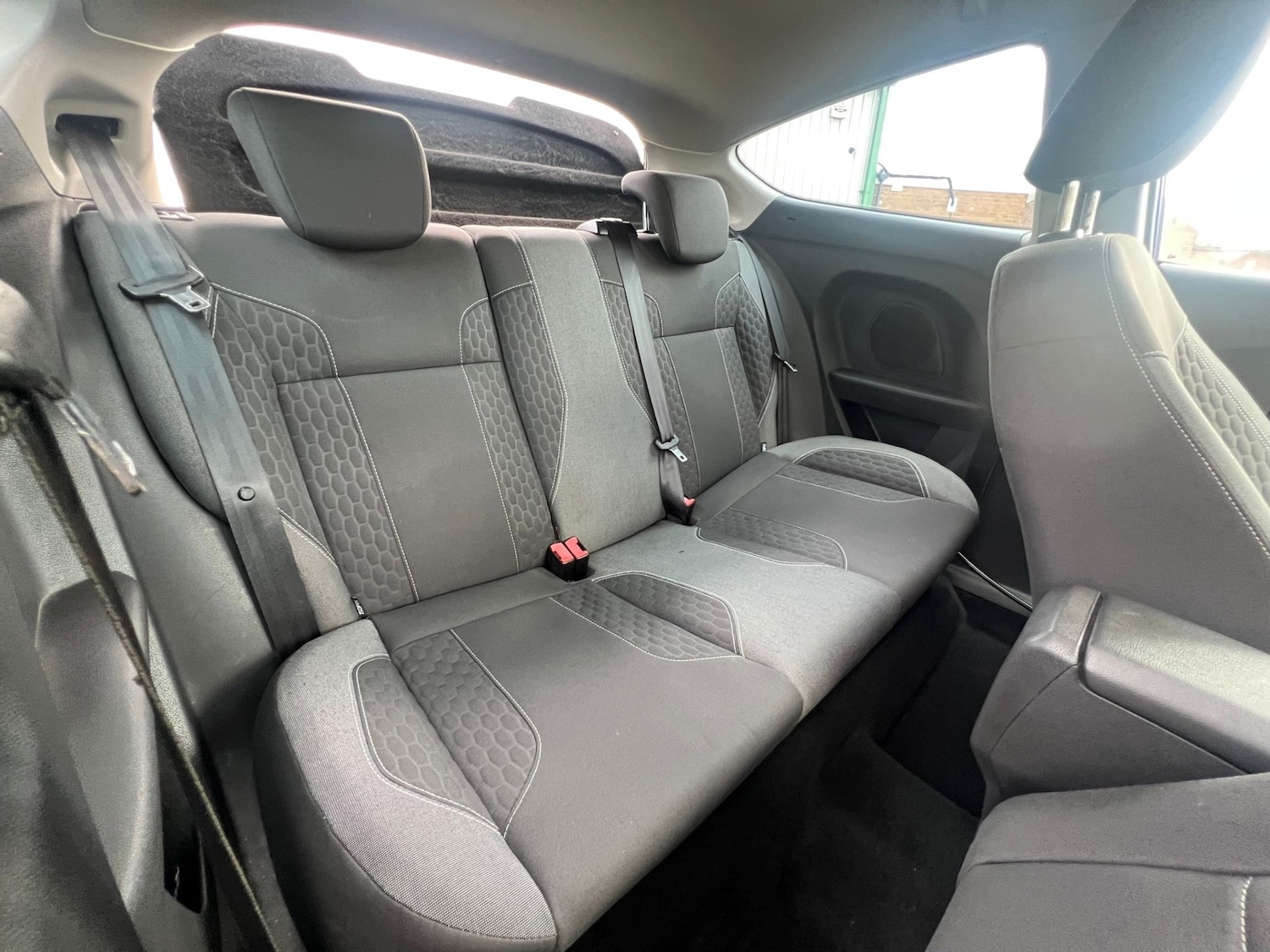 Used Ford Fiesta 2014 for sale - 76165115: Photo 33