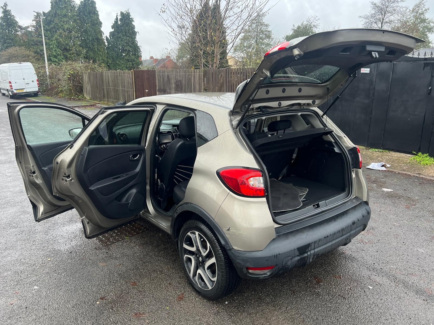 Used Renault Captur 2016 for sale - 76634349: Photo 21