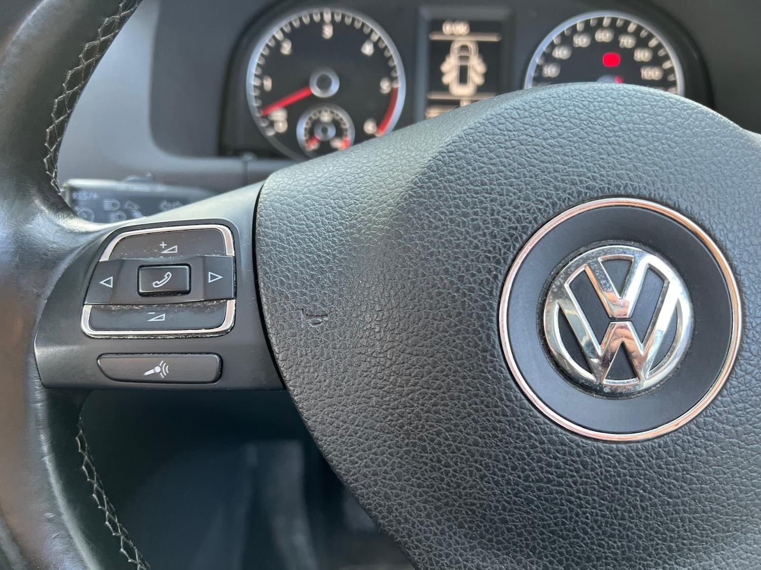Used Volkswagen Touran 2011 for sale - 76176036: Photo 18