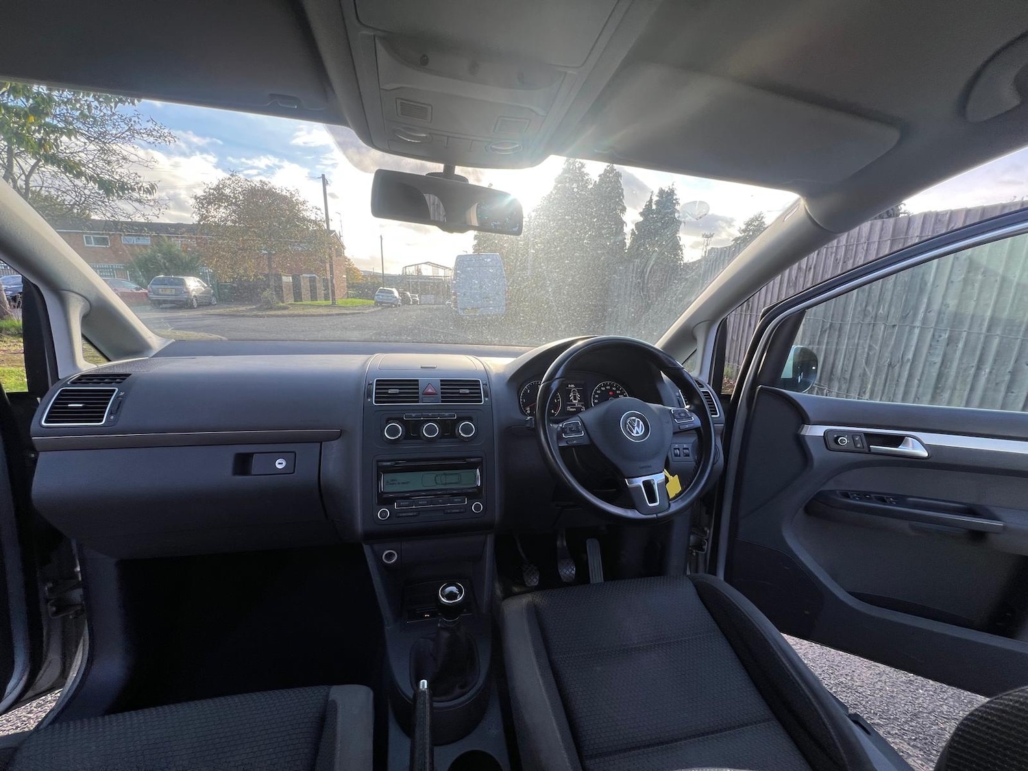 Used Volkswagen Touran 2011 for sale - 76176036: Photo 25