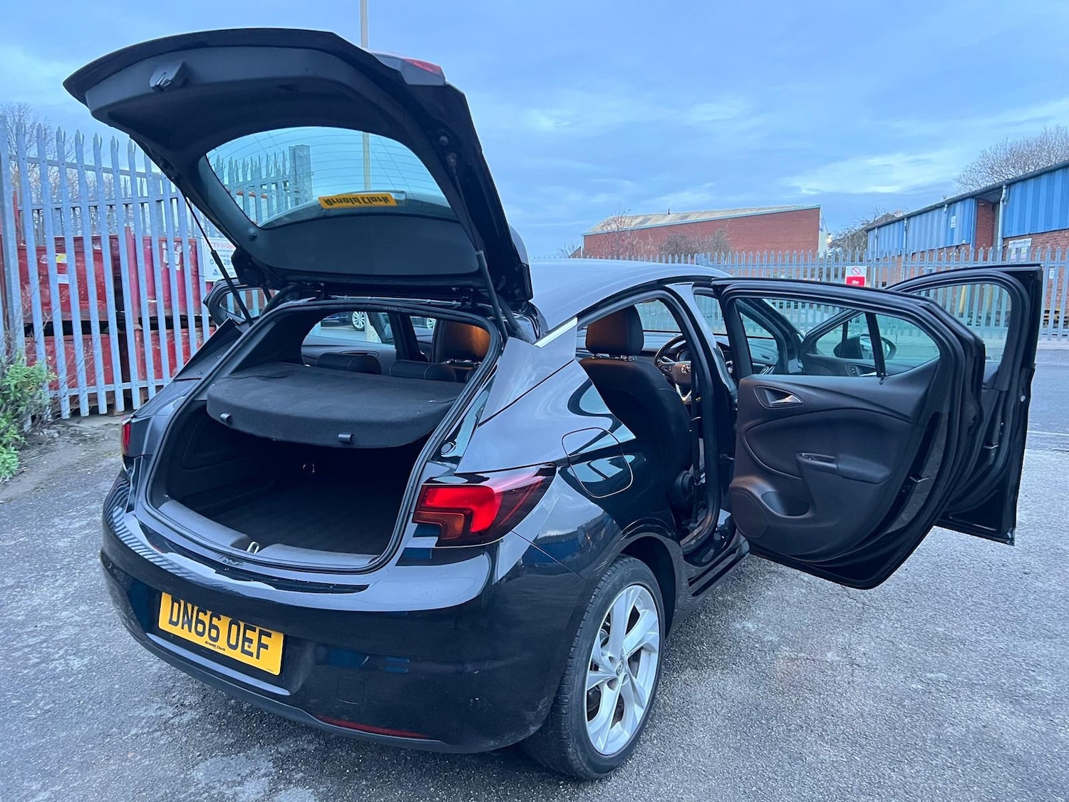 Used Vauxhall Astra 2016 for sale - 76772282: Photo 26