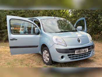 Used Renault Kangoo 2010 for sale - 79388900: Photo
