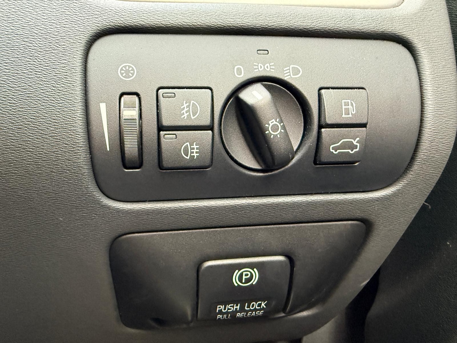 Used Volvo S80 2012 for sale - 77387787: Photo 39