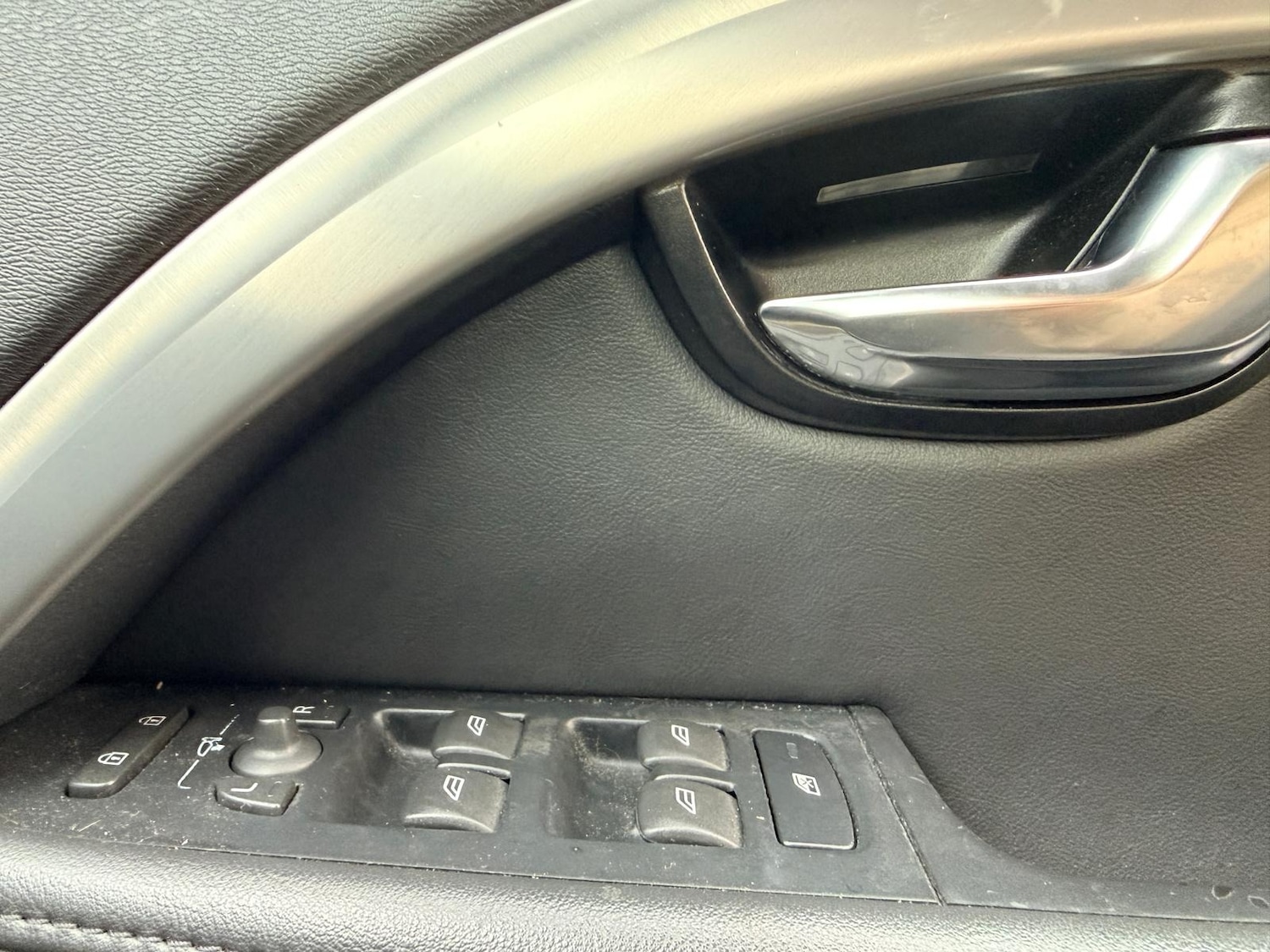 Used Volvo S80 2012 for sale - 77387787: Photo 40