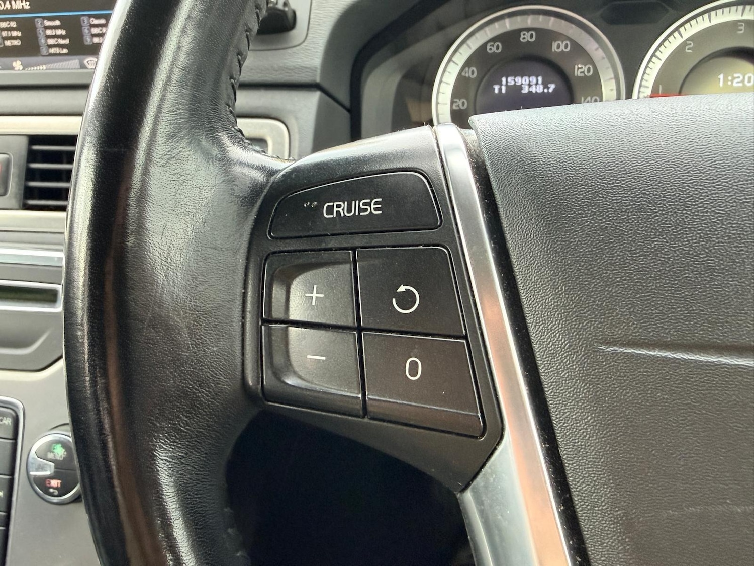 Used Volvo S80 2012 for sale - 77387787: Photo 42