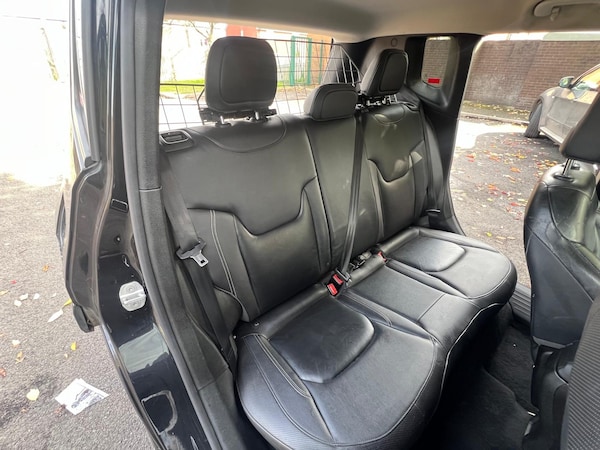 Used Jeep Renegade 2016 for sale - 76176037: Photo 33
