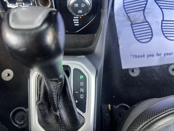 Used Jeep Renegade 2016 for sale - 76176037: Photo 37