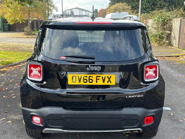 Used Jeep Renegade 2016 for sale - 76176037: Photo 8