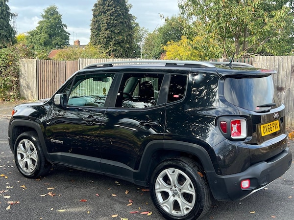 Used Jeep Renegade 2016 for sale - 76176037: Photo 9
