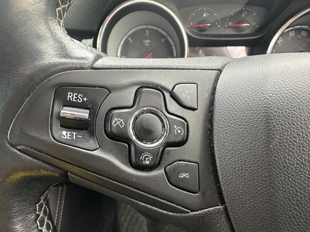 Used Vauxhall Astra 2016 for sale - 76772280: Photo 10