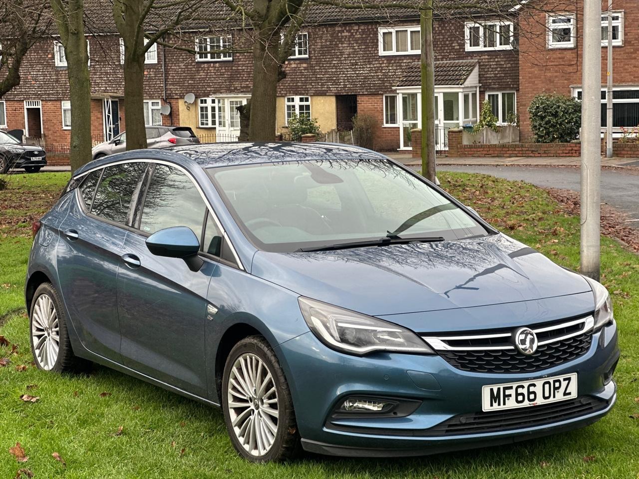 Used Vauxhall Astra 2016 for sale - 76772280: Photo 2