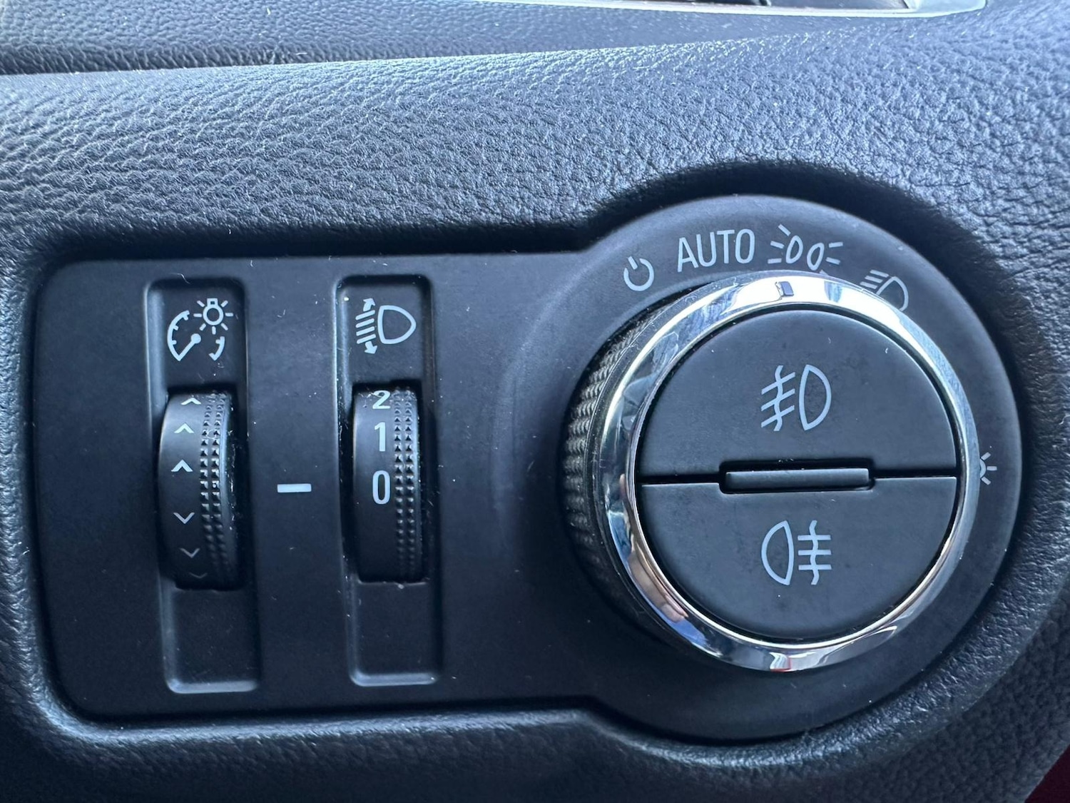 Used Vauxhall Astra GTC 2013 for sale - 76370415: Photo 11