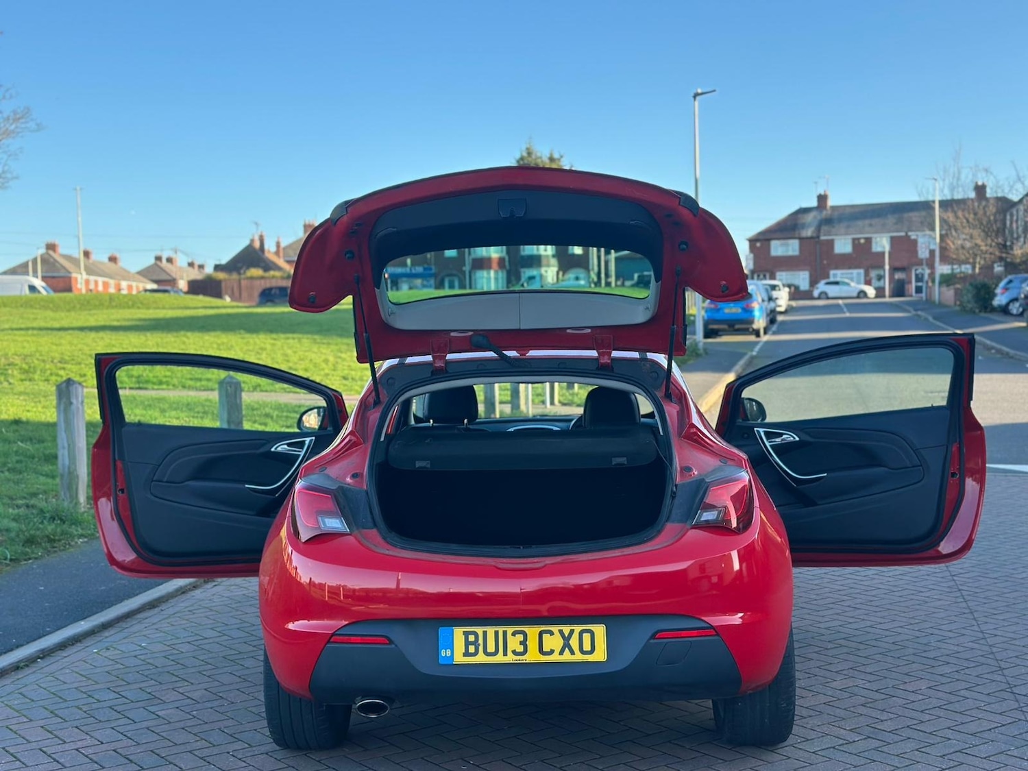 Used Vauxhall Astra GTC 2013 for sale - 76370415: Photo 32