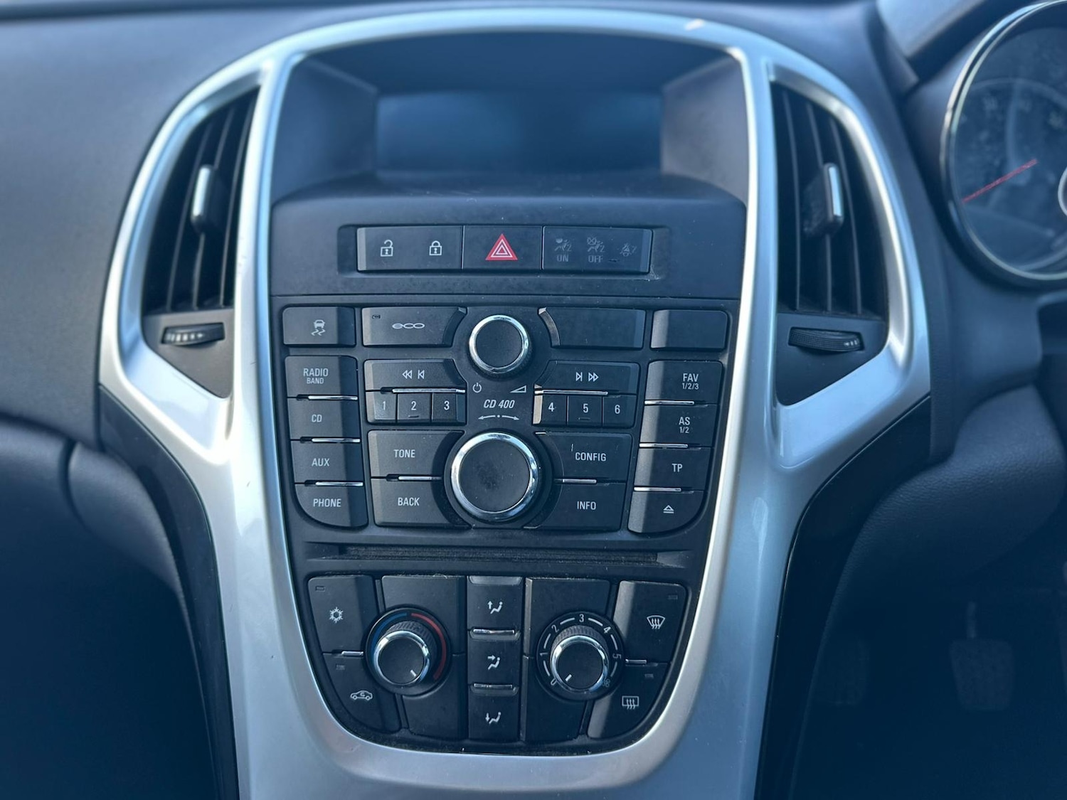 Used Vauxhall Astra GTC 2013 for sale - 76370415: Photo 6