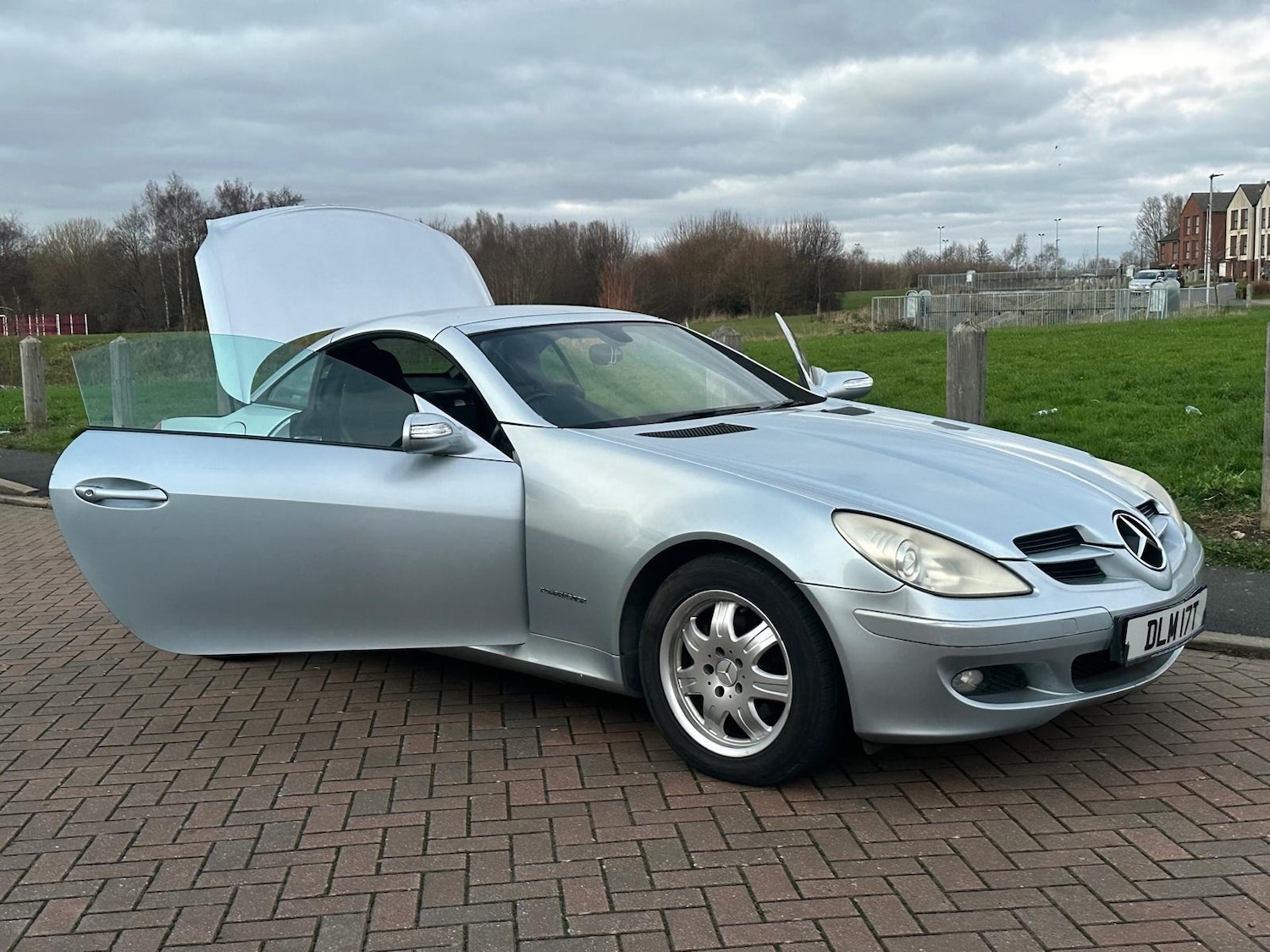 Used Mercedes-Benz SLK 2005 for sale - 77110072: Photo 3