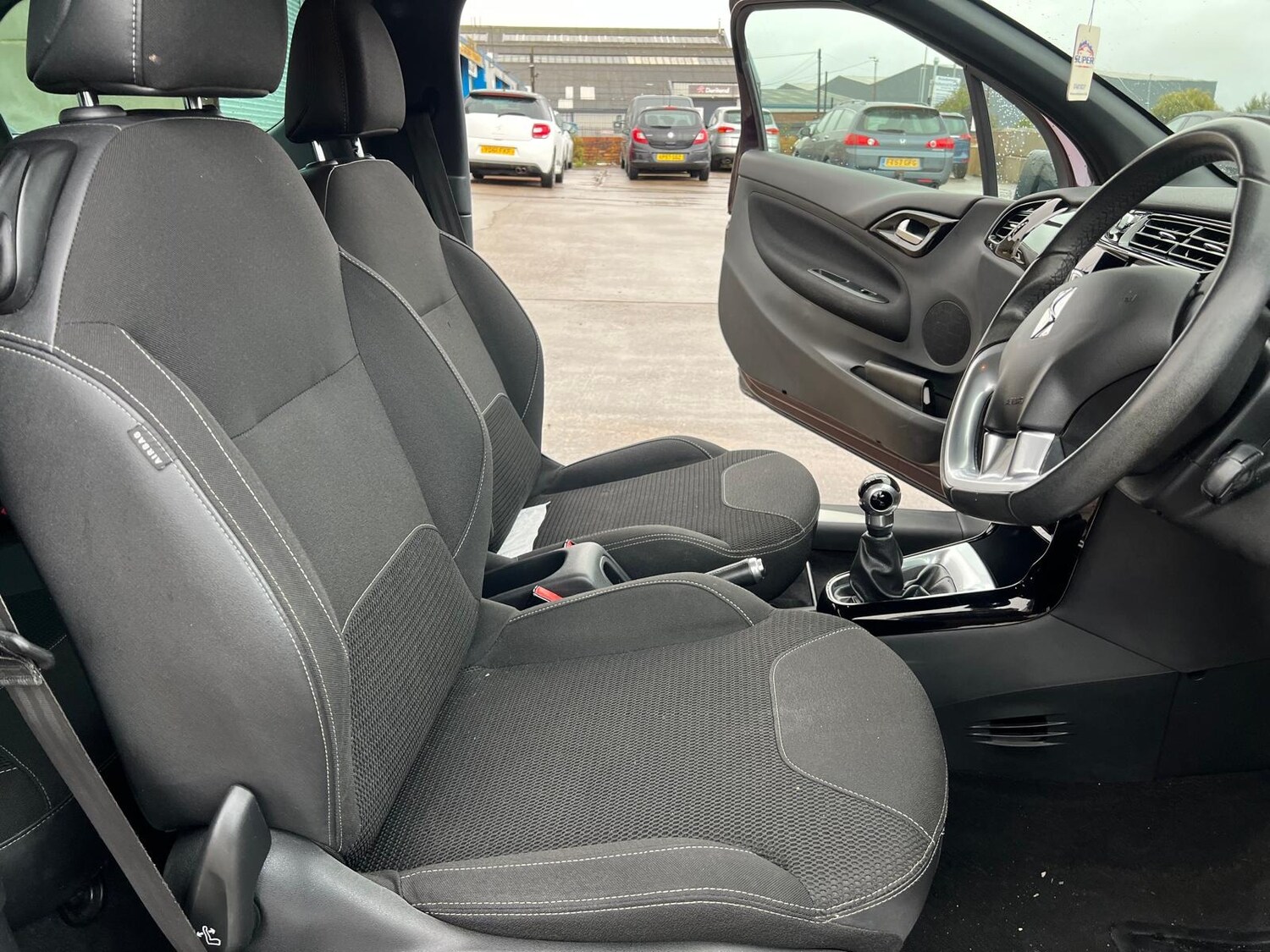 Used DS Automobiles DS 3 2015 for sale - 76370067: Photo 30