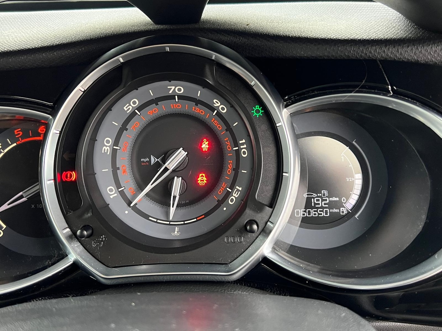 Used DS Automobiles DS 3 2015 for sale - 76370067: Photo 35