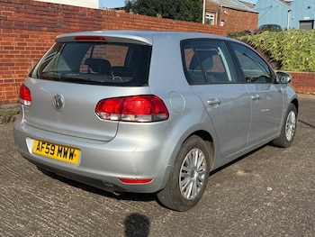 Used Volkswagen Golf 2009 for sale - 76551735: Photo