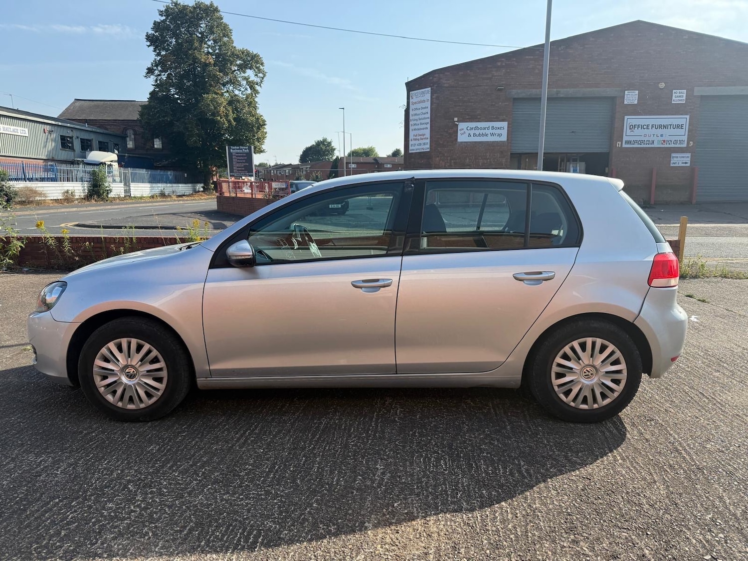 Used Volkswagen Golf 2009 for sale - 76551735: Photo 6