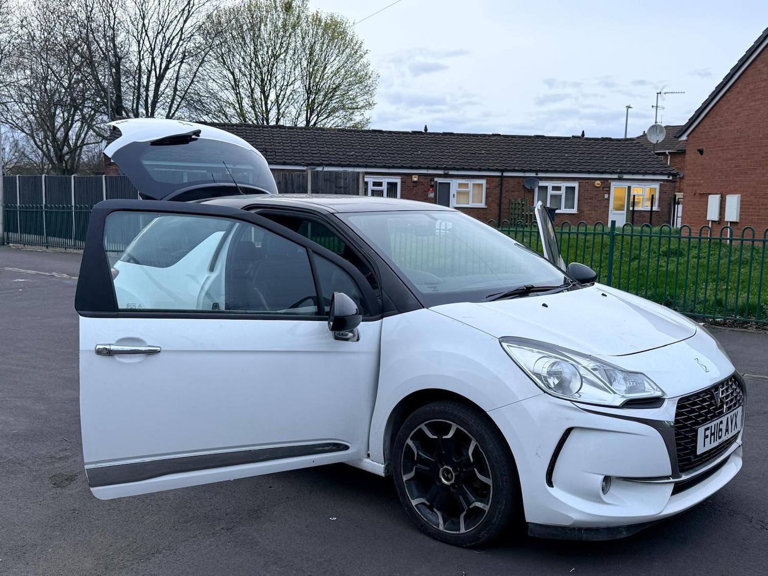 Used DS Automobiles DS 3 2016 for sale - 77254320: Photo 17