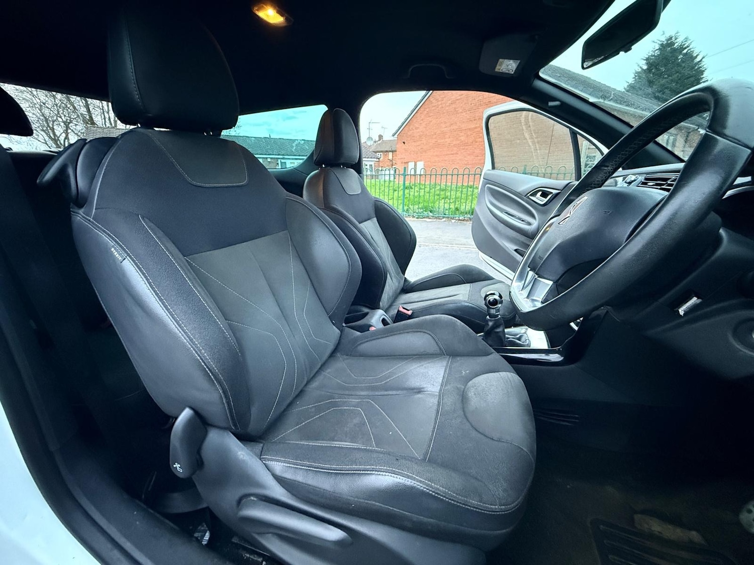 Used DS Automobiles DS 3 2016 for sale - 77254320: Photo 33