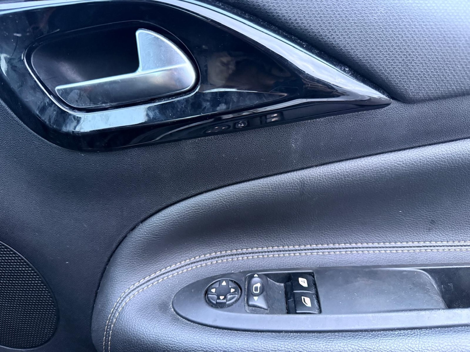 Used DS Automobiles DS 3 2016 for sale - 77254320: Photo 41