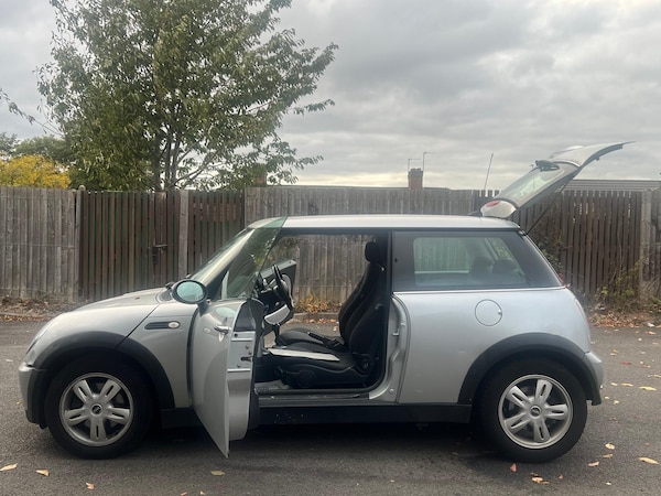 Used MINI Hatch 2005 for sale - 76240792: Photo 24