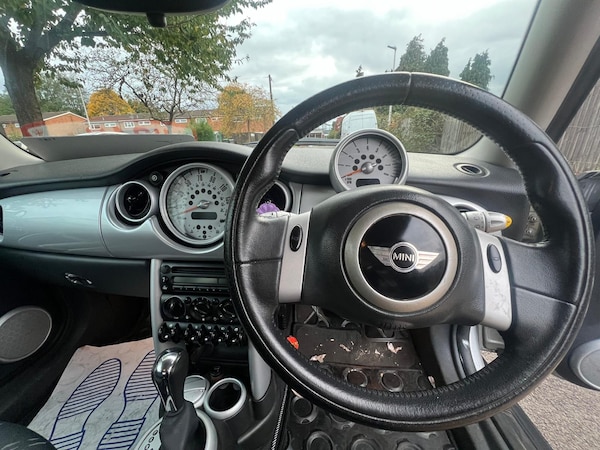 Used MINI Hatch 2005 for sale - 76240792: Photo 32