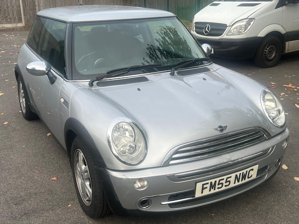 Used MINI Hatch 2005 for sale - 76240792: Photo 5