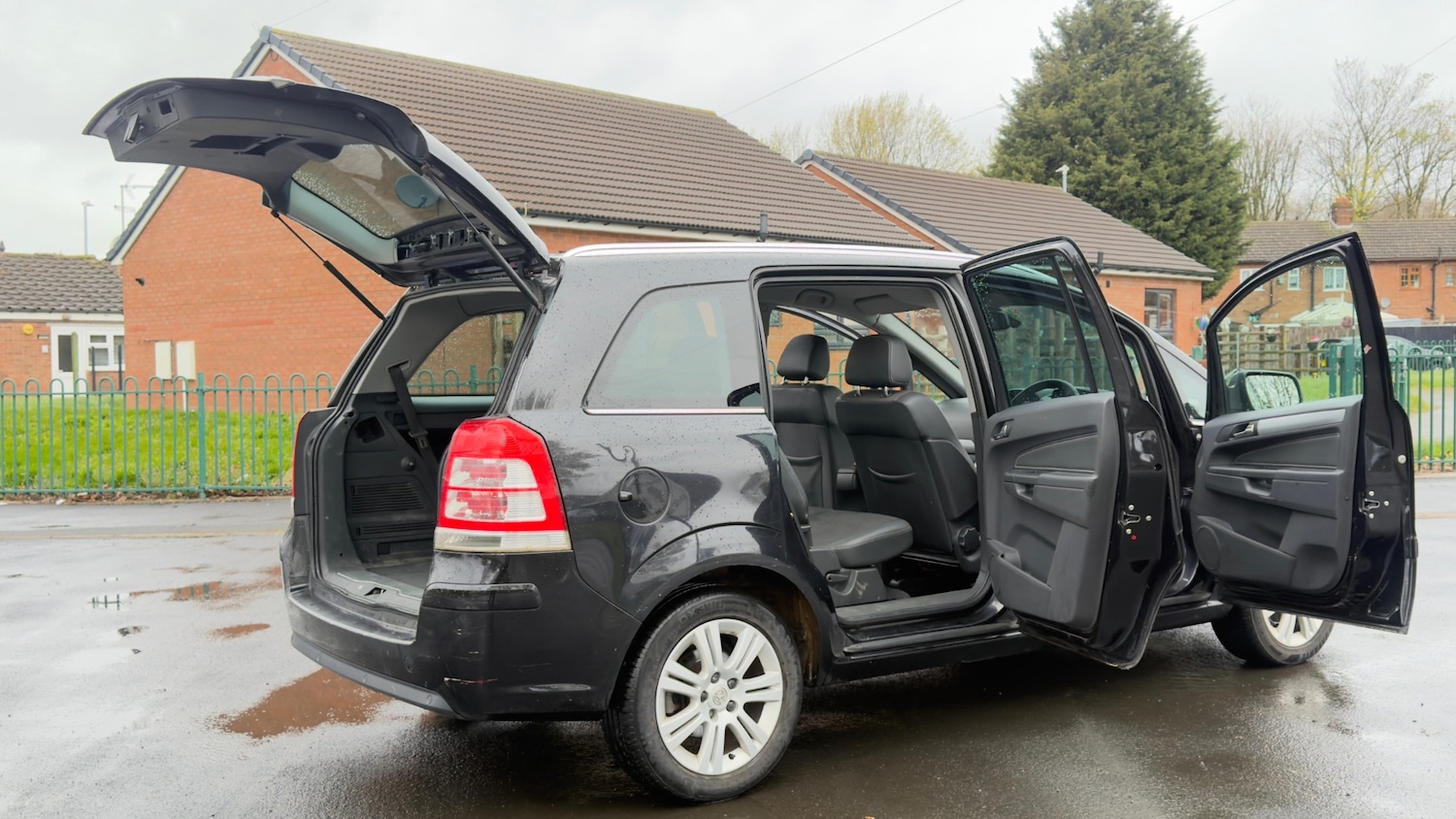 Used Vauxhall Zafira 2011 for sale - 78089074: Photo 11