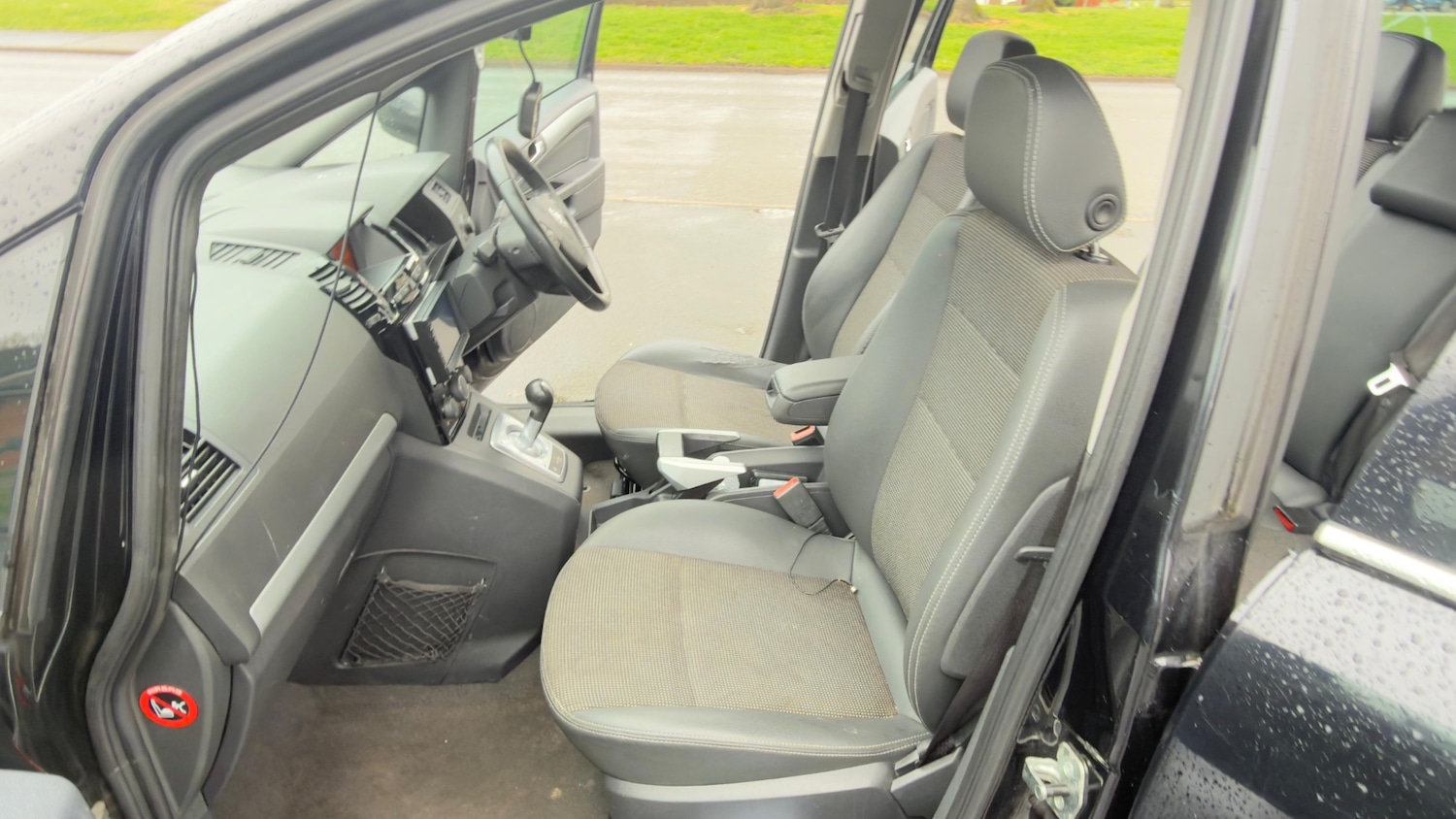 Used Vauxhall Zafira 2011 for sale - 78089074: Photo 22