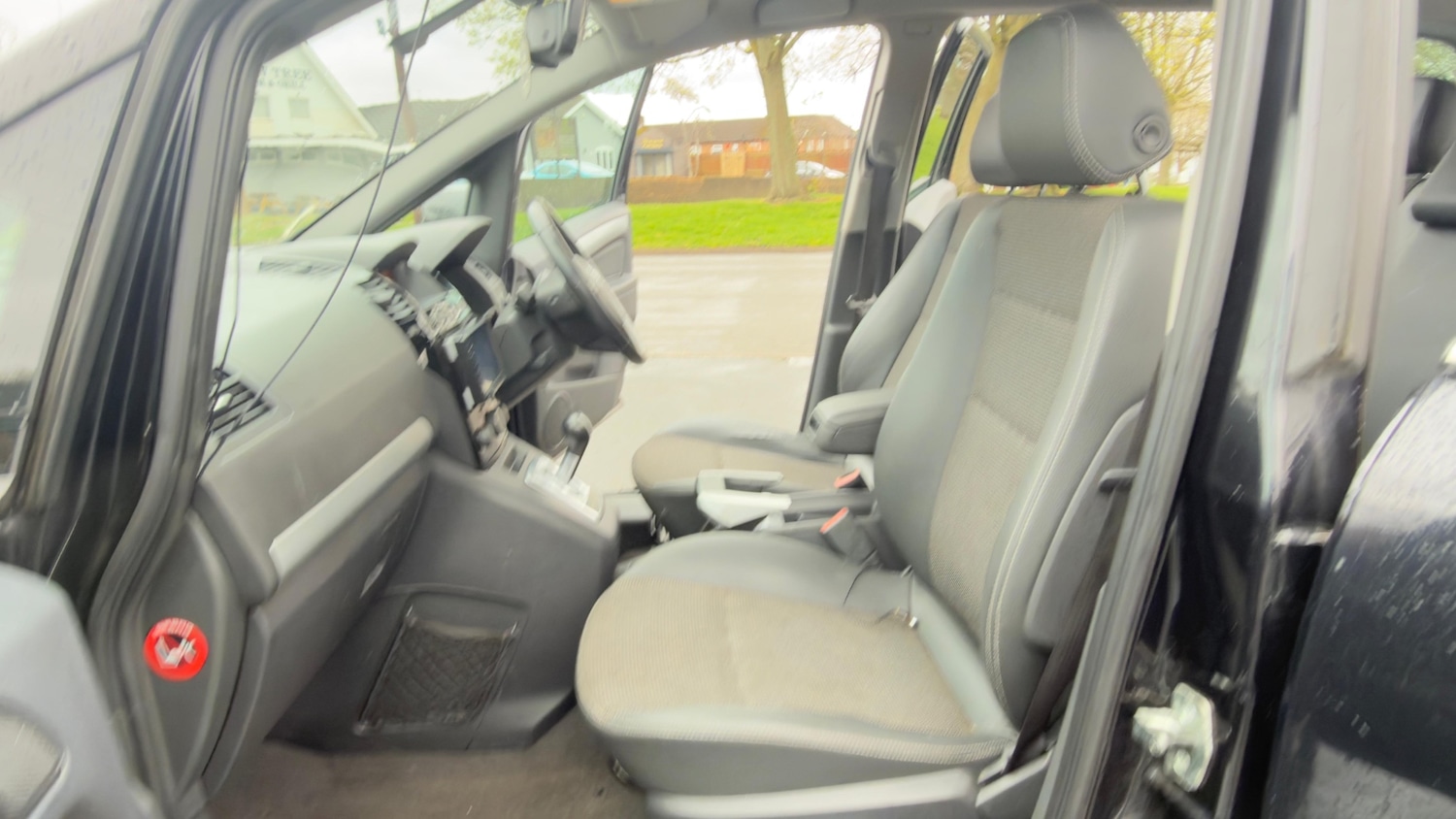 Used Vauxhall Zafira 2011 for sale - 78089074: Photo 23