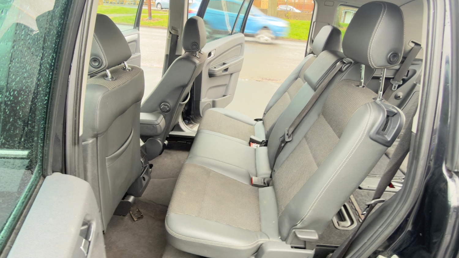 Used Vauxhall Zafira 2011 for sale - 78089074: Photo 24