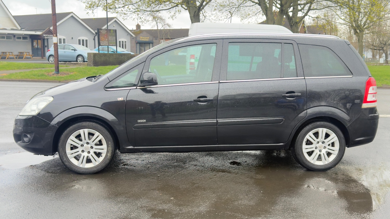 Used Vauxhall Zafira 2011 for sale - 78089074: Photo 37