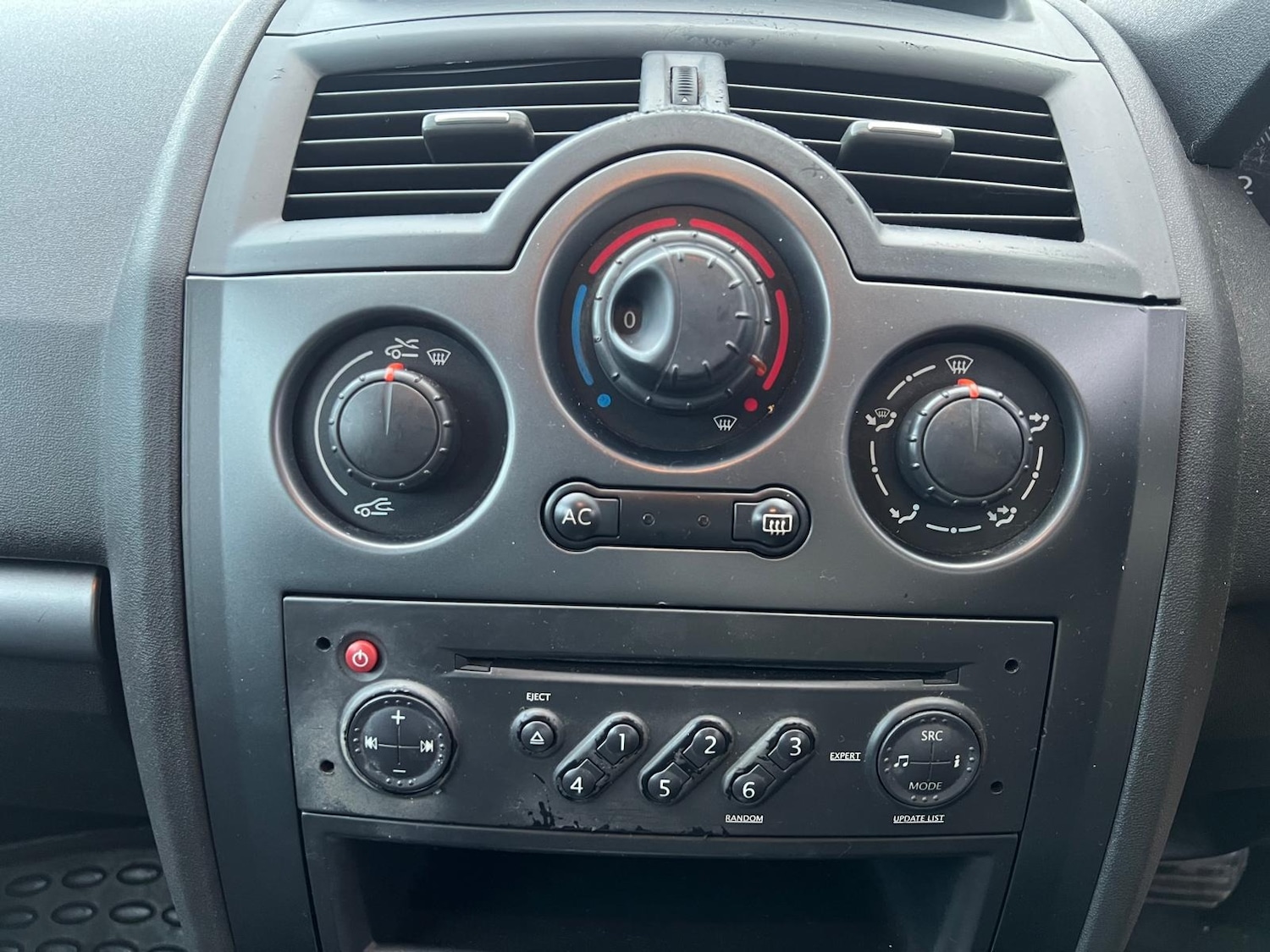 Used Renault Megane 2009 for sale - 77084523: Photo 27