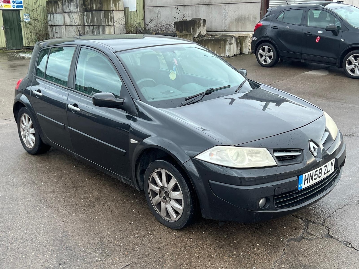 Used Renault Megane 2009 for sale - 77084523: Photo 4