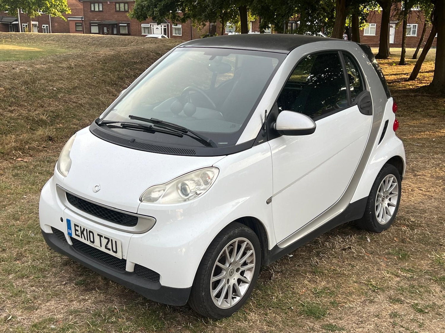 Used smart fortwo 2010 for sale - 76370050: Photo 1