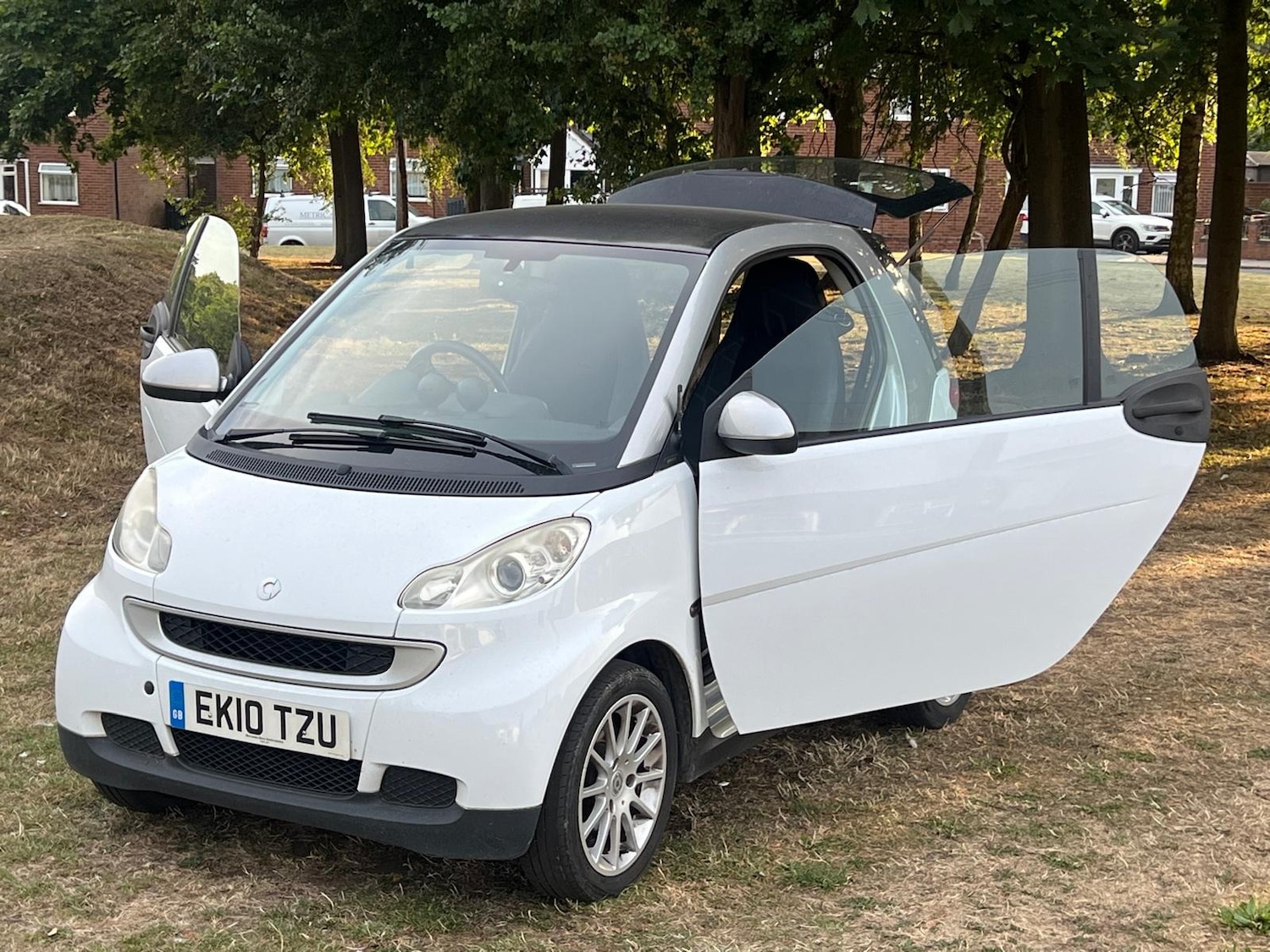 Used smart fortwo 2010 for sale - 76370050: Photo 17