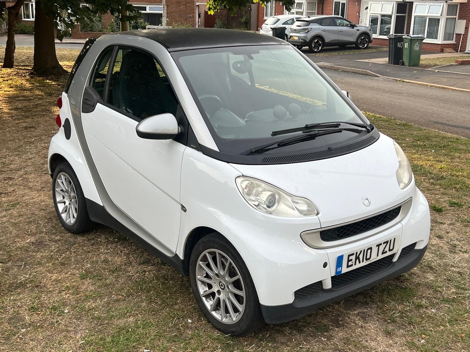 Used smart fortwo 2010 for sale - 76370050: Photo 3