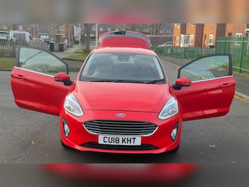 Used Ford Fiesta 2018 for sale - 78131883: Photo