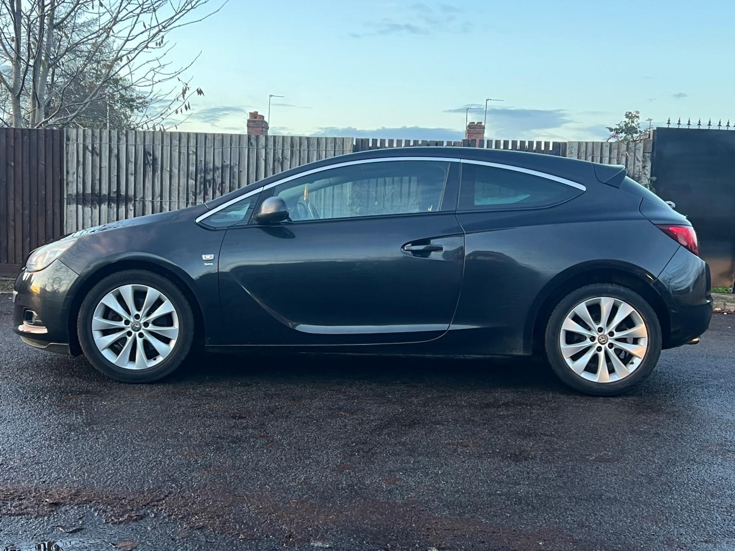 Used Vauxhall Astra GTC 2012 for sale - 76500497: Photo 16