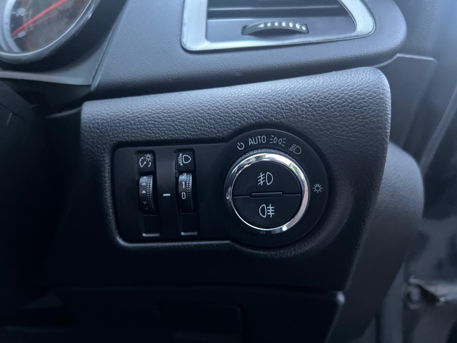 Used Vauxhall Astra GTC 2012 for sale - 76500497: Photo 36