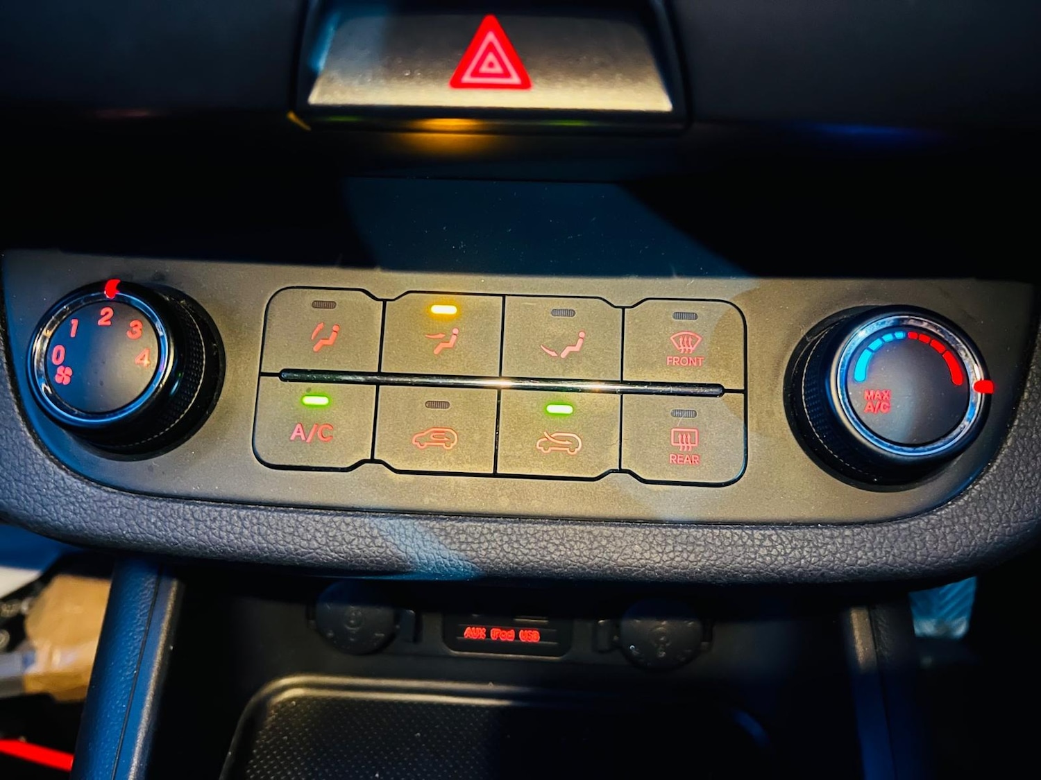 Used Kia Sportage 2011 for sale - 77638064: Photo 30